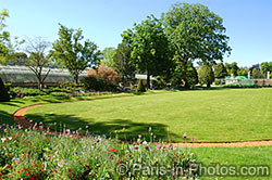 botanical garden, paris